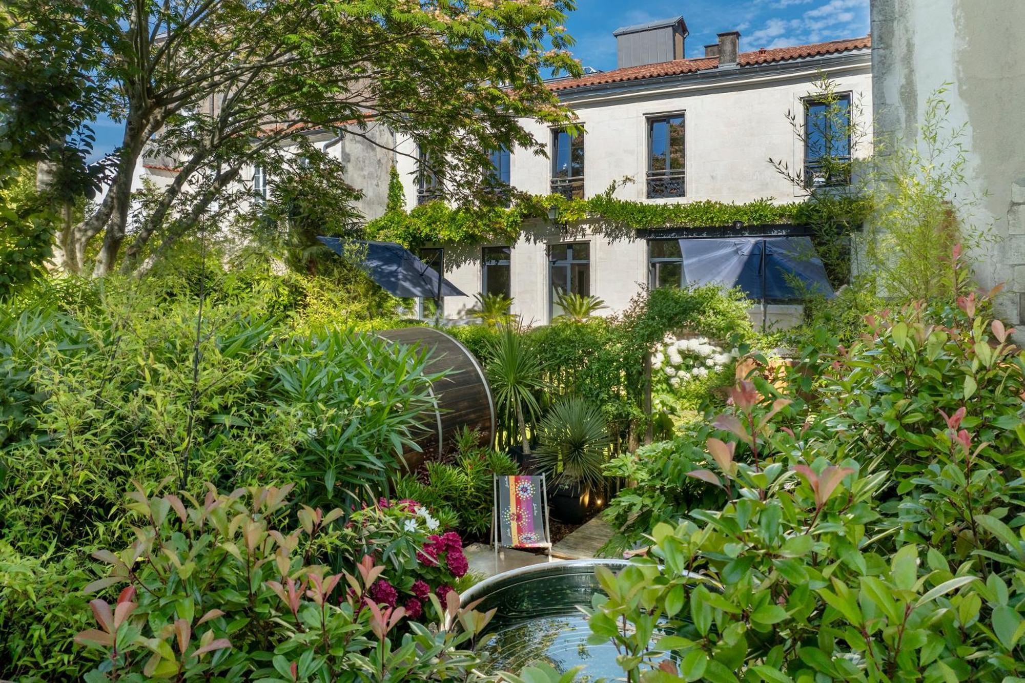 Escale Rochelaise, Gite Urbain Avec Spa Bain Nordique Et Sauna Tonneau Villa La Rochelle  Esterno foto